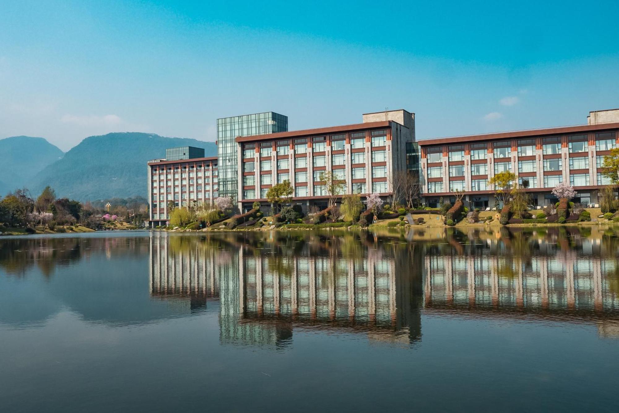 Le Meridien Emei Mountain Resort Omejsan Kültér fotó
