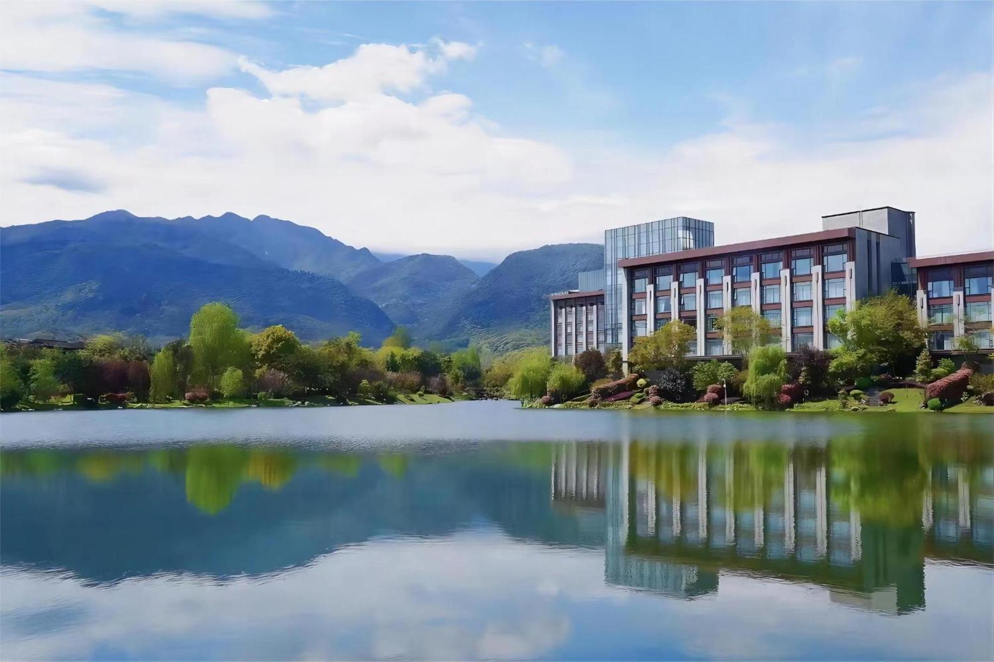 Le Meridien Emei Mountain Resort Omejsan Kültér fotó